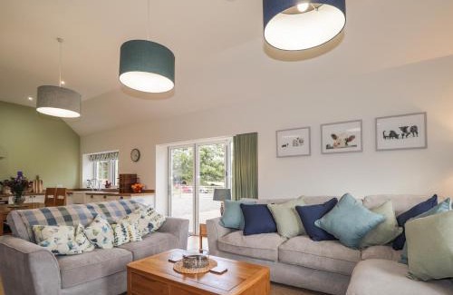 Marybank House | Ocean View Retreat: Bonnach Hotel with Perfect 10 Rating