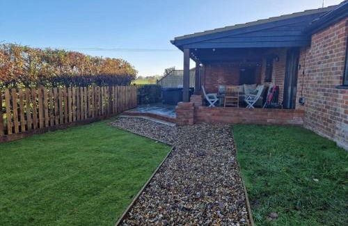 Burgh Saint Peter Apartment | Bonneys Barn Retreat - Guest Rated 10/10 for Family Fun