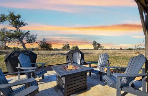 Fredericksburg House | Discover Bonny Bluebonnets Cottage with Hill Country Views