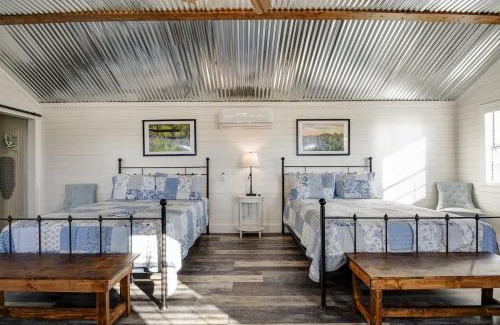 Fredericksburg House | Discover Bonny Bluebonnets Cottage with Hill Country Views