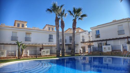 Alcossebre House | Sunny Bonrepòs Palm Beach: 4-Star Family-Friendly Retreat