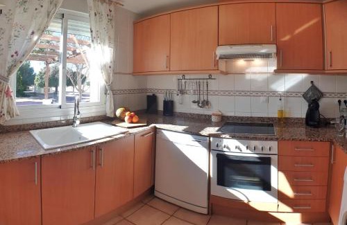 Alcossebre House | Sunny Bonrepòs Palm Beach: 4-Star Family-Friendly Retreat