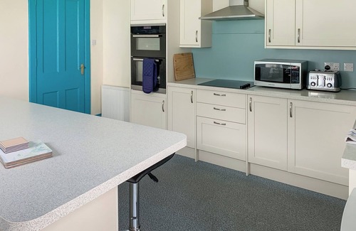 Lockerbie Cottage | Cozy 3-Bedroom Retreat in Kirtlebridge, Near Annan