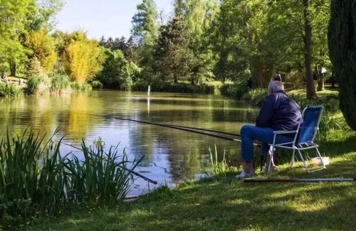 Vernioz House | Experience Comfort at Bontemps Campsite - Family-Friendly Stay