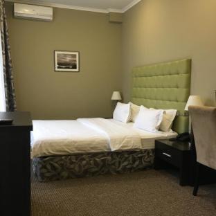 Verkhnie Misto Hotel | Discover Bontiak Hotel: 4-Star Stay with Family-Friendly Perks