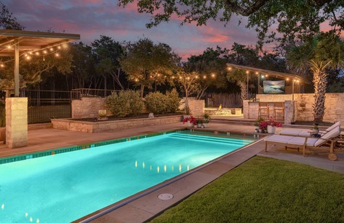 Westcliff House | *BOOK 4 NIGHTS, GET 3 FREE* Choose Your Dates!