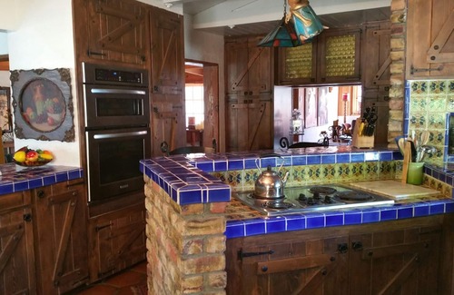 La Quinta Cove House | Experience a Historic Spanish Villa with Guest Casita Stay