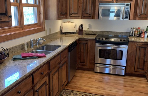 Cullowhee House | Cozy Getaway with Scenic Views and Fantastic Amenities