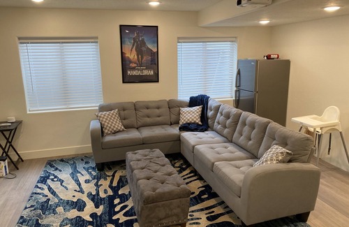 Vineyard House | Family Retreat: Enjoy Comfort Near BYU & UVU!