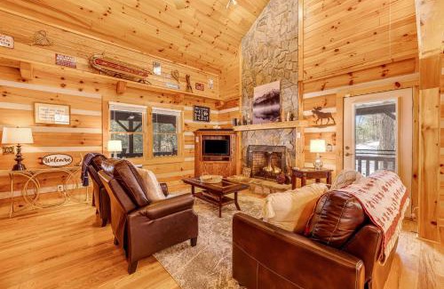 Boone House | Boone Bounty: Pet-Friendly Retreat with 9.7/10 Rating