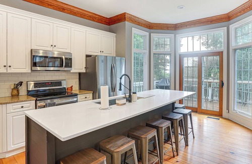 Boone House | Pet-Friendly Boone Home with Hot Tub Near App Ski & Sugar Mtn