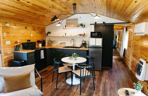Pine Ridge Cabin | Cozy Boone's Bluff Retreat with Firepit & Ocean Views