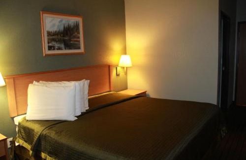 Jane Hotel | Family-Friendly Booneslick Lodge - Perfect for Your Getaway