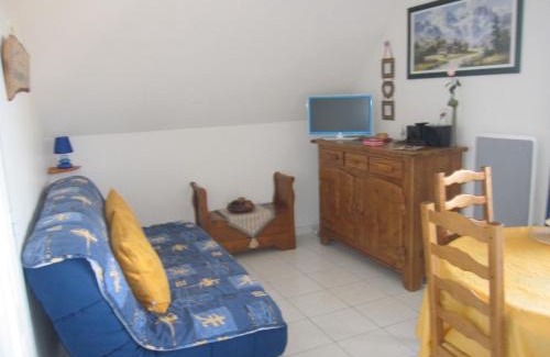 Reallon Apartment | Discover Boost Your Immo Chabrières with Pool Access