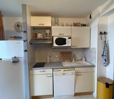 Reallon Apartment | Discover Boost Your Immo Chabrières with Pool Access