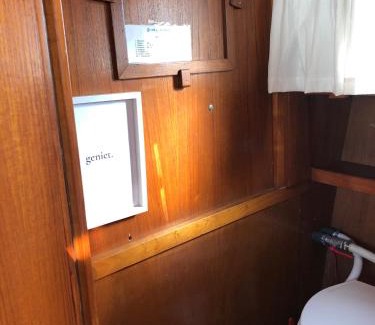 Enkhuizen Boat Rental | Boot & Breakfast - Sleep on the Water with Ocean Views