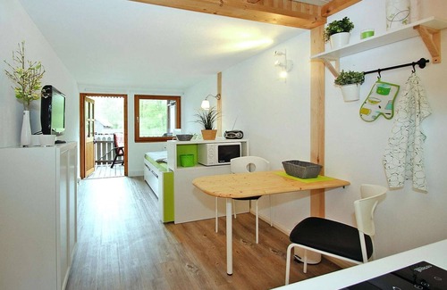 Mirow House | Cozy Boathouse in Mirow with Covered Terrace & Breakfast
