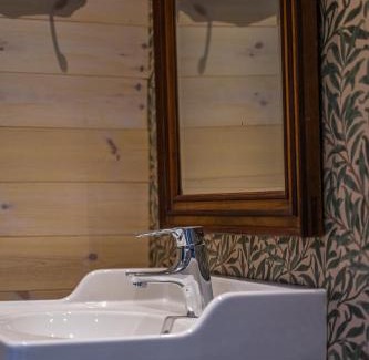 Alstugorna Bed & Breakfast | Discover Boråkra Bed & Breakfast: Family & Pet Friendly Stay