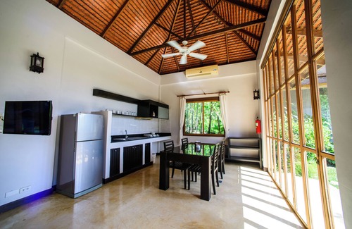 Bo Saen Resort | Relaxing Bor Saen Pool Villa: Pet-Friendly with a Pool