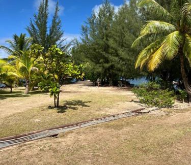 Nunue House | Idyllic Bora Bora Bungalow with Private Beach Access