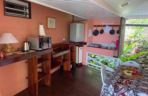 Bora Bora Hotel | Discover Bora Bora Holiday's Lodge with Ocean Views & Pool