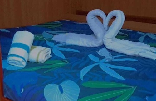 Vaitape Hotel | Discover Bora-Bora: Family-Friendly with Pool & Dining