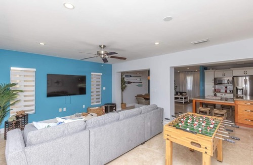 Westchester House | Ultimate Bora Bora Retreat with Pool, BBQ & Spa Amenities