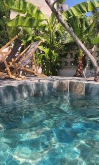 Sausset-les-Pins Apartment | Seaside Escape with Pool and Ocean Views – 4-Star Stay