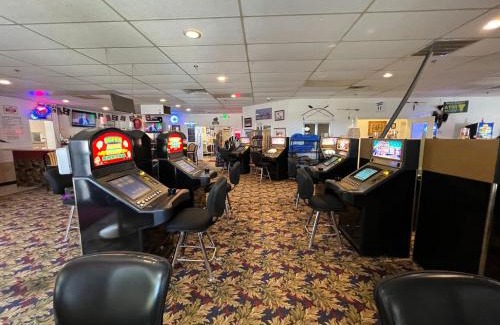 White Pine County Hotel | Pet-Friendly Stay at Border Inn Casino with Breakfast Included