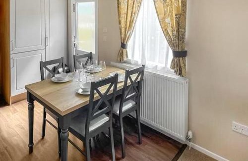 Knaresborough Apartment | Bordeuax Holiday home by the river Nidd N24