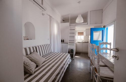 Anafi Apartment | Experience Boreas Stone House: Guest Rated 9.4/10