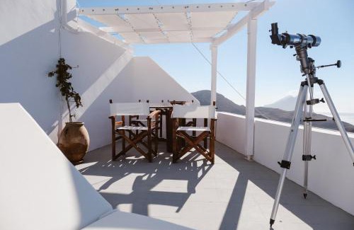 Anafi Apartment | Experience Boreas Stone House: Guest Rated 9.4/10