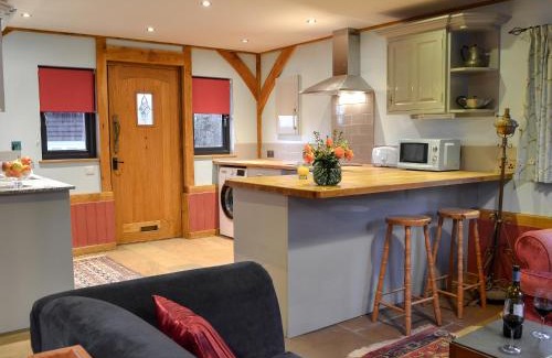Battle House | Discover Boreham Bridge Barn: Pet-Friendly & Family Approved