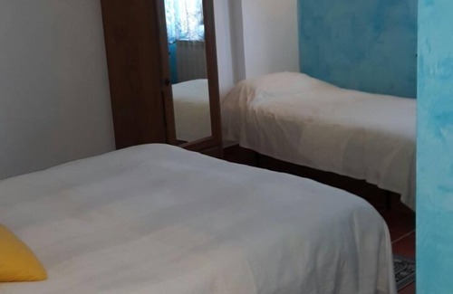 Palestrina House | Family-Friendly Getaway at Borghetto Criale with Breakfast