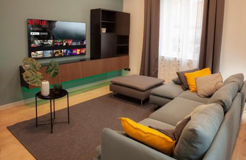 Centro Storico Apartment | Experience Comfort at Borghetto First - 4-Star Rated Stay