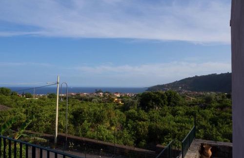 Santa Tecla House | Discover Borghetto Mare e Limoni - Oceanfront Retreat