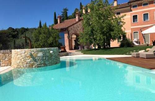 Zugliano Bed & Breakfast | Unforgettable Stay at Borghetto San Biagio Relais Agriturismo