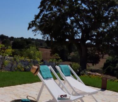 L'Assunta Villa | Exquisite Borgo Aratico: Top-Rated Oceanfront Retreat