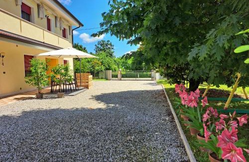 Ponzano Veneto House | Discover Borgo Barucchella: Top-Rated with Family Amenities