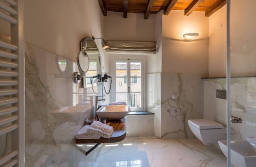 Viano Hotel | Relax at Borgo Cadonega Relais & SPA with Pool and Spa