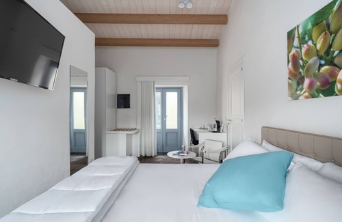 Mirto Hotel | Discover Borgo d'Orlando: 4-Star Retreat with Pool & Spa