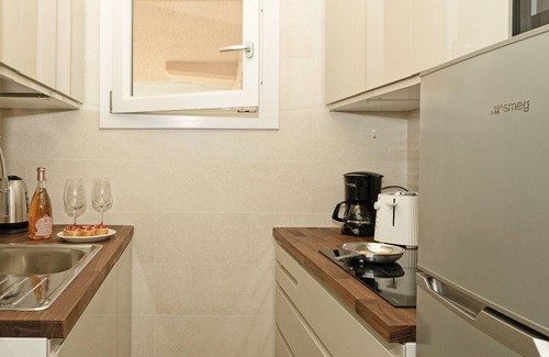 Colombare Apartment | Discover Borgo del Grillo P2/9: Pet-Friendly Lake Views