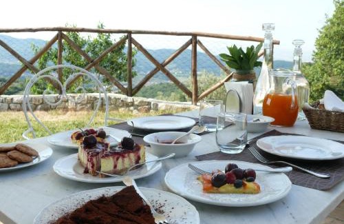 Calenzano House | Experience Oceanfront Bliss at Borgo di Vezzano - 9.6/10