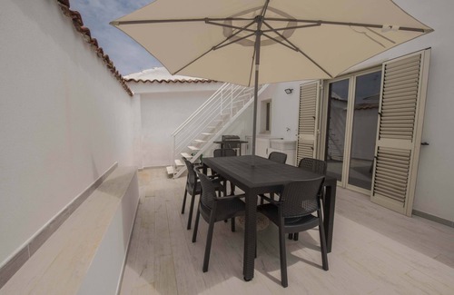 Santa Lucia House | Discover Borgo Giulia: Steps from the Sea in Syracuse