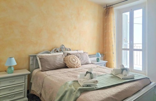 Porto Sant'Elpidio House | Discover Borgo Marinaro: Steps from the Sea, Family-Friendly