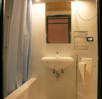 Strongoli Apartment | Pet-Friendly Comfort at Borgo Petelia, Casa Mannarino Suite
