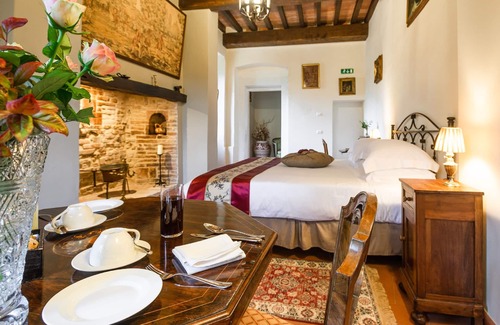 Loreto Hotel | Experience Elegance at Borgo Petroro - Rated 10/10!