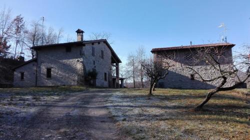 Vado Bed & Breakfast | Discover Borgo Pizzicarè: Pet-Friendly Haven with Kitchen