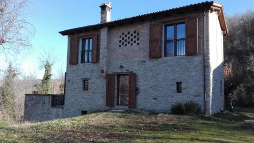 Vado Bed & Breakfast | Discover Borgo Pizzicarè: Pet-Friendly Haven with Kitchen