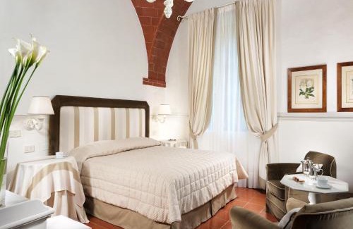 San Felice Hotel | Experience Borgo San Felice: 5-Star Spa & Oceanfront Escape
